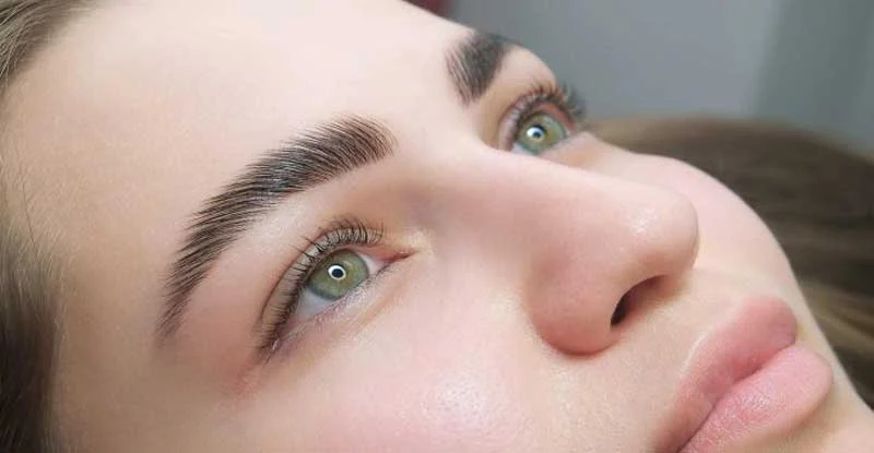 کاشت ابرو بدون جراحی