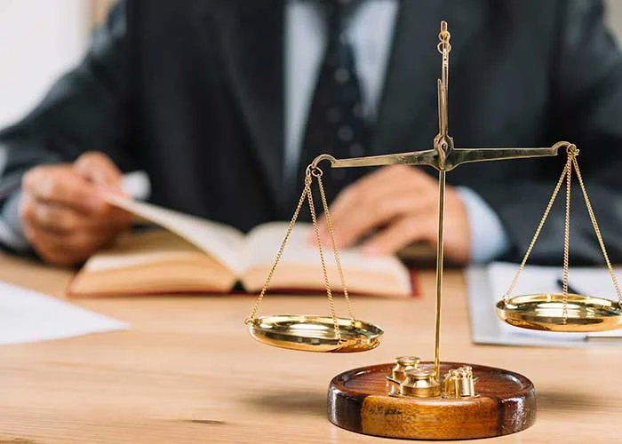 چگونه یک وکیل امور ملکی در تهران انتخاب کنیم؟