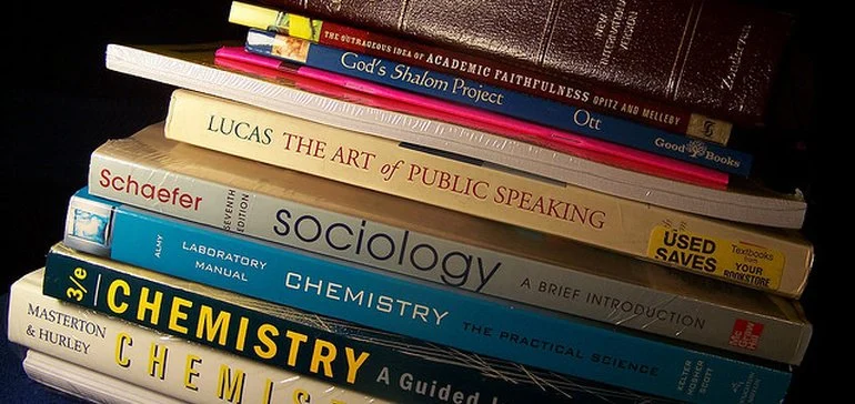 چگونه بهترین مجموعه متون اورجینال را انتخاب کنیم؟